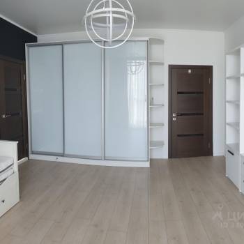 Сдается Многокомнатная квартира, 165 м²