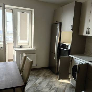 Сдается Многокомнатная квартира, 67 м²