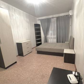 Продается 1-комнатная квартира, 35,6 м²