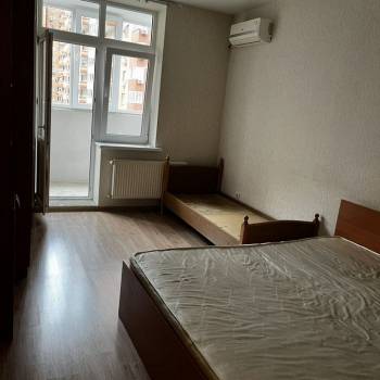 Сдается 2-х комнатная квартира, 65 м²