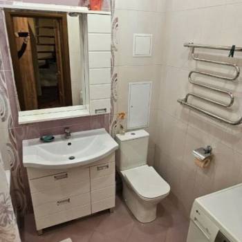 Продается Многокомнатная квартира, 98 м²