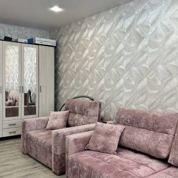 Продается 1-комнатная квартира, 42 м²