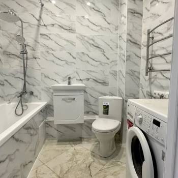 Продается 1-комнатная квартира, 42 м²