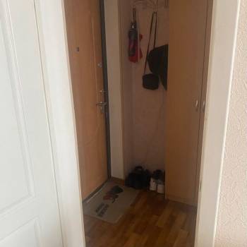 Продается 1-комнатная квартира, 35 м²