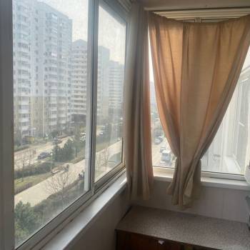 Продается 1-комнатная квартира, 35 м²