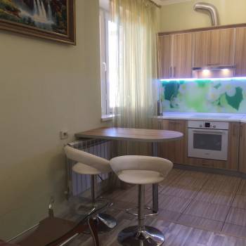 Сдается Многокомнатная квартира, 86 м²