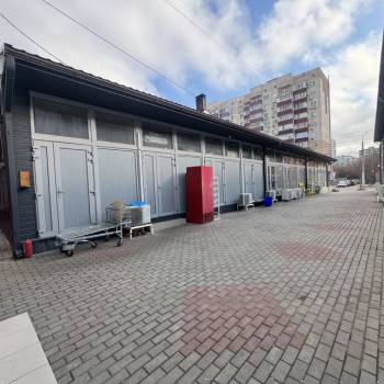 Сдается Нежилое помещение, 180 м²