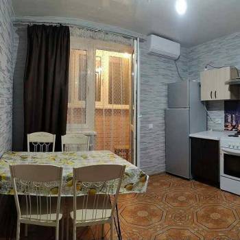 Сдается 1-комнатная квартира, 36 м²