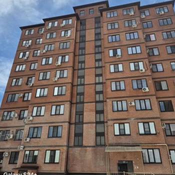 Продается 1-комнатная квартира, 38 м²