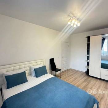 Сдается 1-комнатная квартира, 42 м²