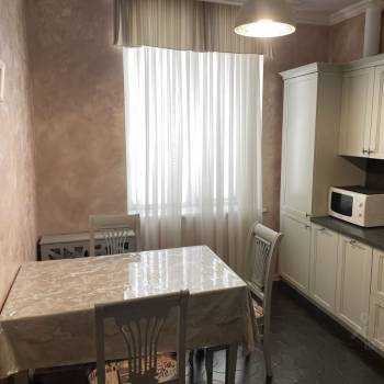Сдается 2-х комнатная квартира, 56 м²