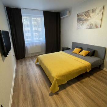 Сдается 1-комнатная квартира, 42 м²