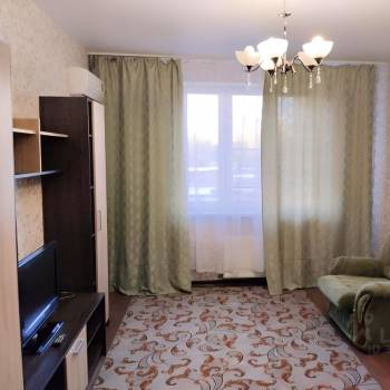 Сдается 1-комнатная квартира, 39 м²