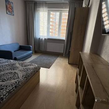 Сдается 1-комнатная квартира, 40,5 м²