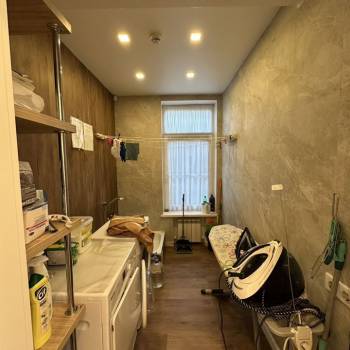 Продается Нежилое помещение, 368 м²