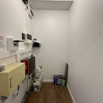 Продается Нежилое помещение, 368 м²
