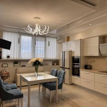Продается 3-х комнатная квартира, 113 м²