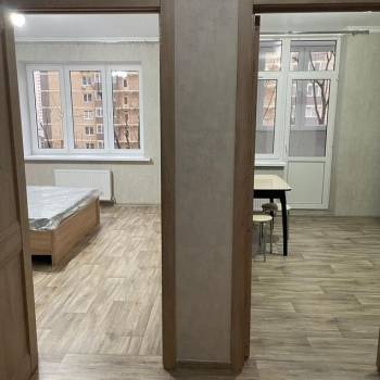 Продается 1-комнатная квартира, 40,9 м²