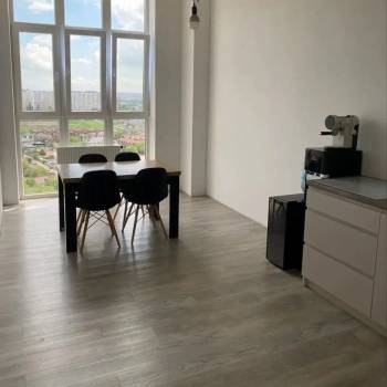 Продается 3-х комнатная квартира, 125 м²