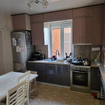 Продается Дом, 270 м²