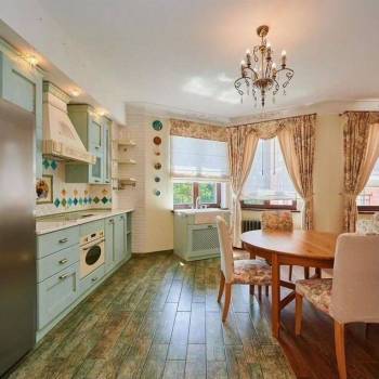 Продается 3-х комнатная квартира, 134 м²