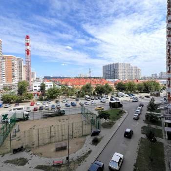 Продается Многокомнатная квартира, 104 м²