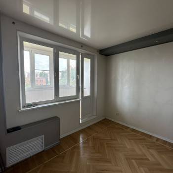 Продается Многокомнатная квартира, 96,4 м²