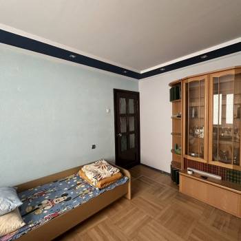 Продается Многокомнатная квартира, 96,4 м²