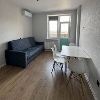 Сдается 1-комнатная квартира, 40 м²