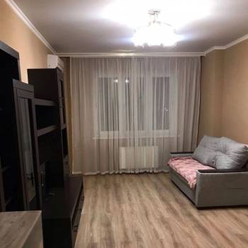 Сдается 1-комнатная квартира, 45 м²