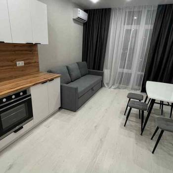 Сдается 1-комнатная квартира, 42 м²