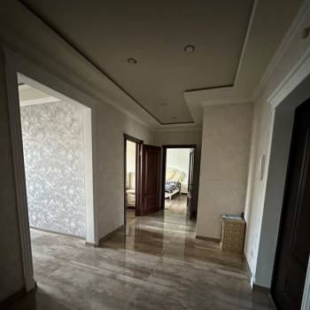 Сдается 2-х комнатная квартира, 75 м²