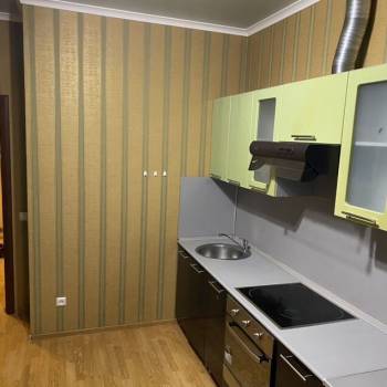Сдается 1-комнатная квартира, 48 м²