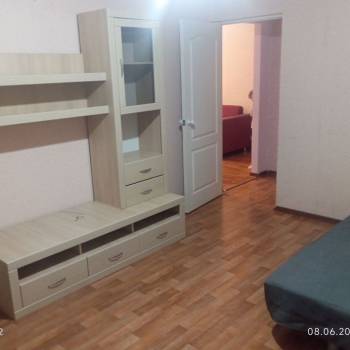 Сдается Многокомнатная квартира, 80 м²