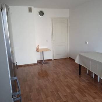 Сдается Многокомнатная квартира, 80 м²