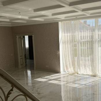 Продается Дом, 220 м²