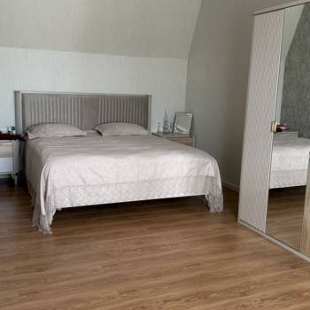 Продается Дом, 220 м²