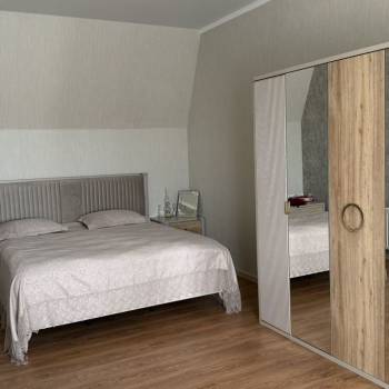 Продается Дом, 220 м²