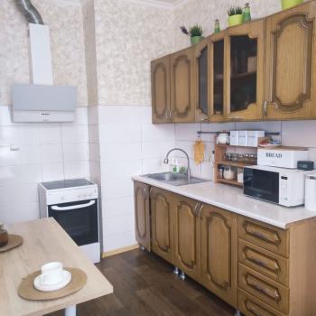 Продается 1-комнатная квартира, 42 м²