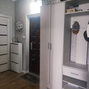 Продается 1-комнатная квартира, 42 м²