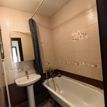Сдается 2-х комнатная квартира, 56 м²