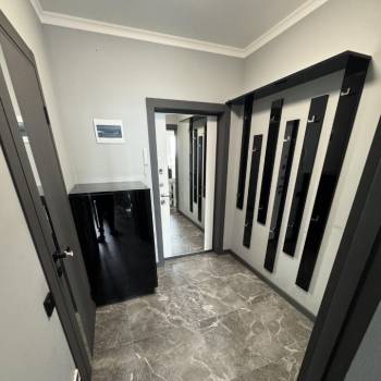 Продается 1-комнатная квартира, 45 м²