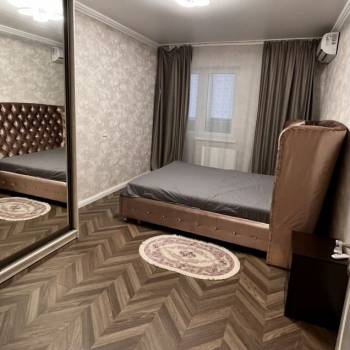 Сдается 2-х комнатная квартира, 65 м²
