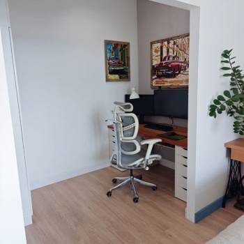 Сдается 2-х комнатная квартира, 110 м²