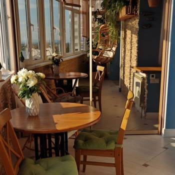 Сдается 2-х комнатная квартира, 110 м²