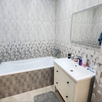 Продается 2-х комнатная квартира, 60 м²