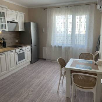 Сдается 2-х комнатная квартира, 64 м²