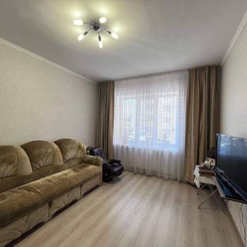 Продается 2-х комнатная квартира, 52 м²