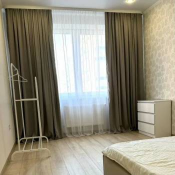 Сдается Многокомнатная квартира, 90 м²