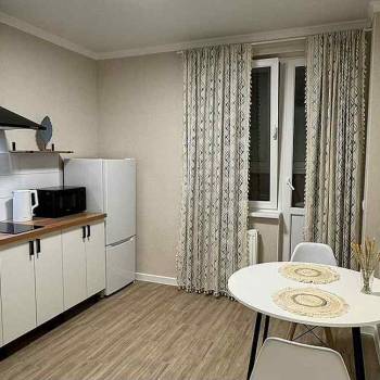 Сдается 1-комнатная квартира, 37 м²